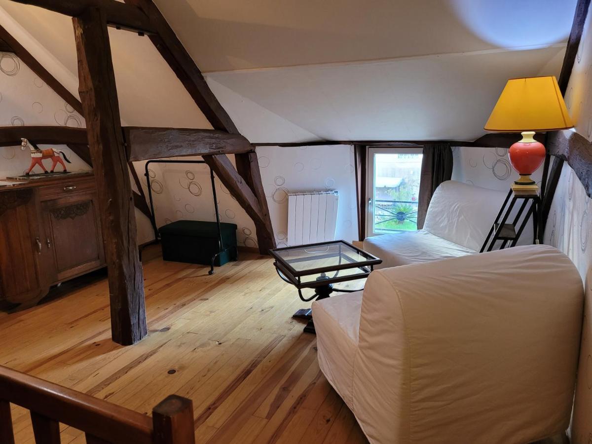 La Cour Du Chateau La Charité-sur-Loire Habitación foto